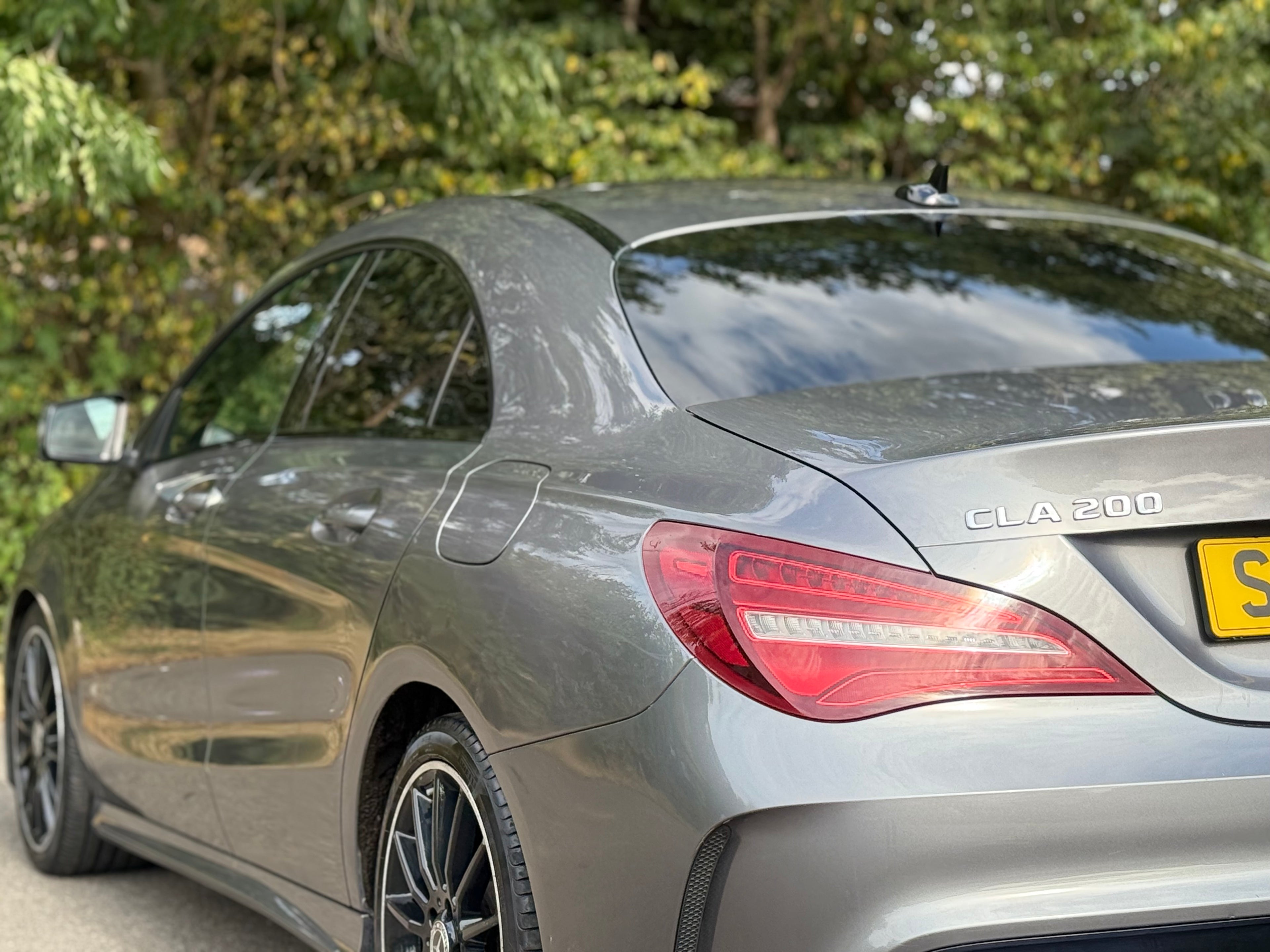 Mercedes-Benz CLA 200