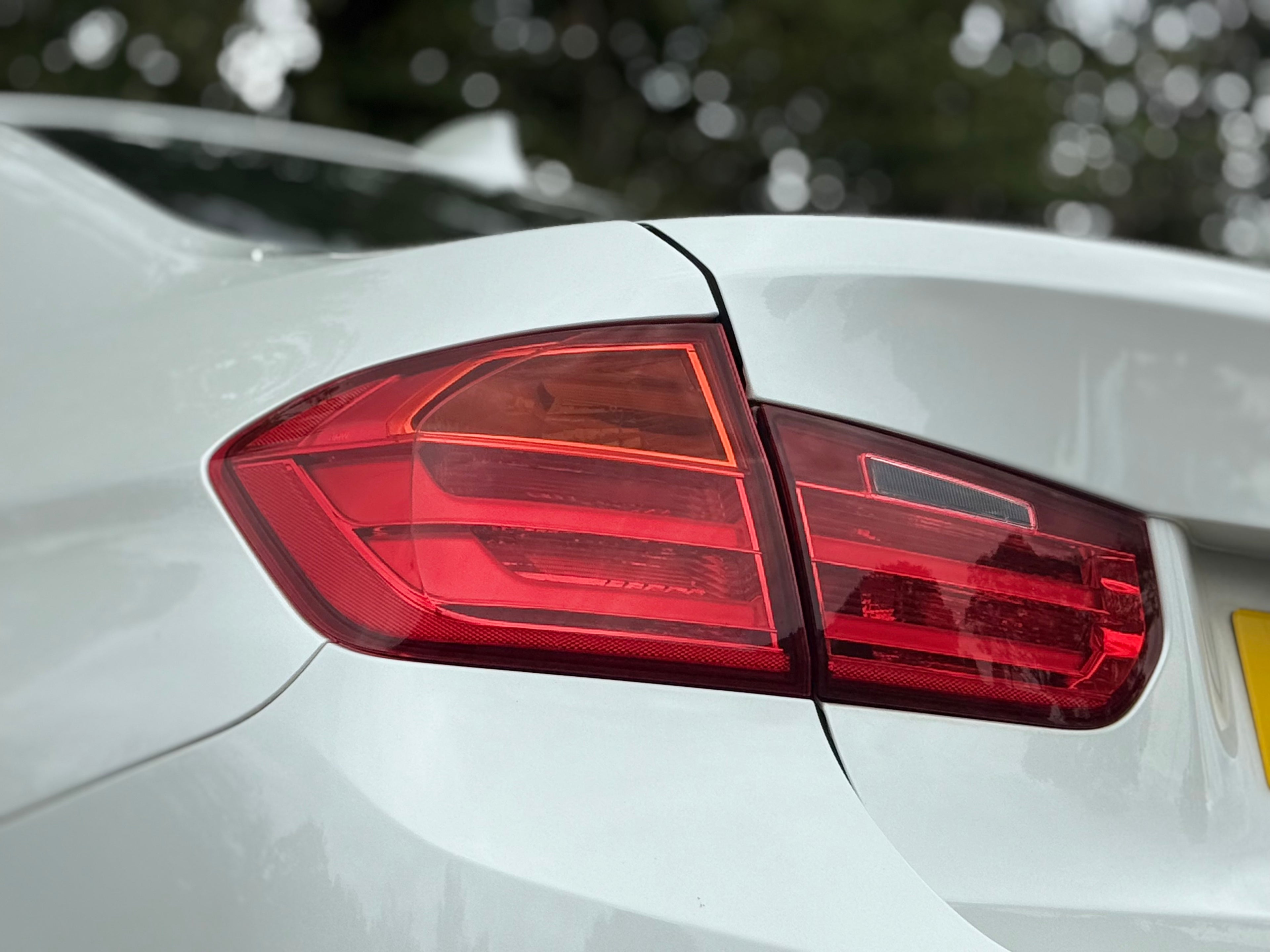 BMW 318I
