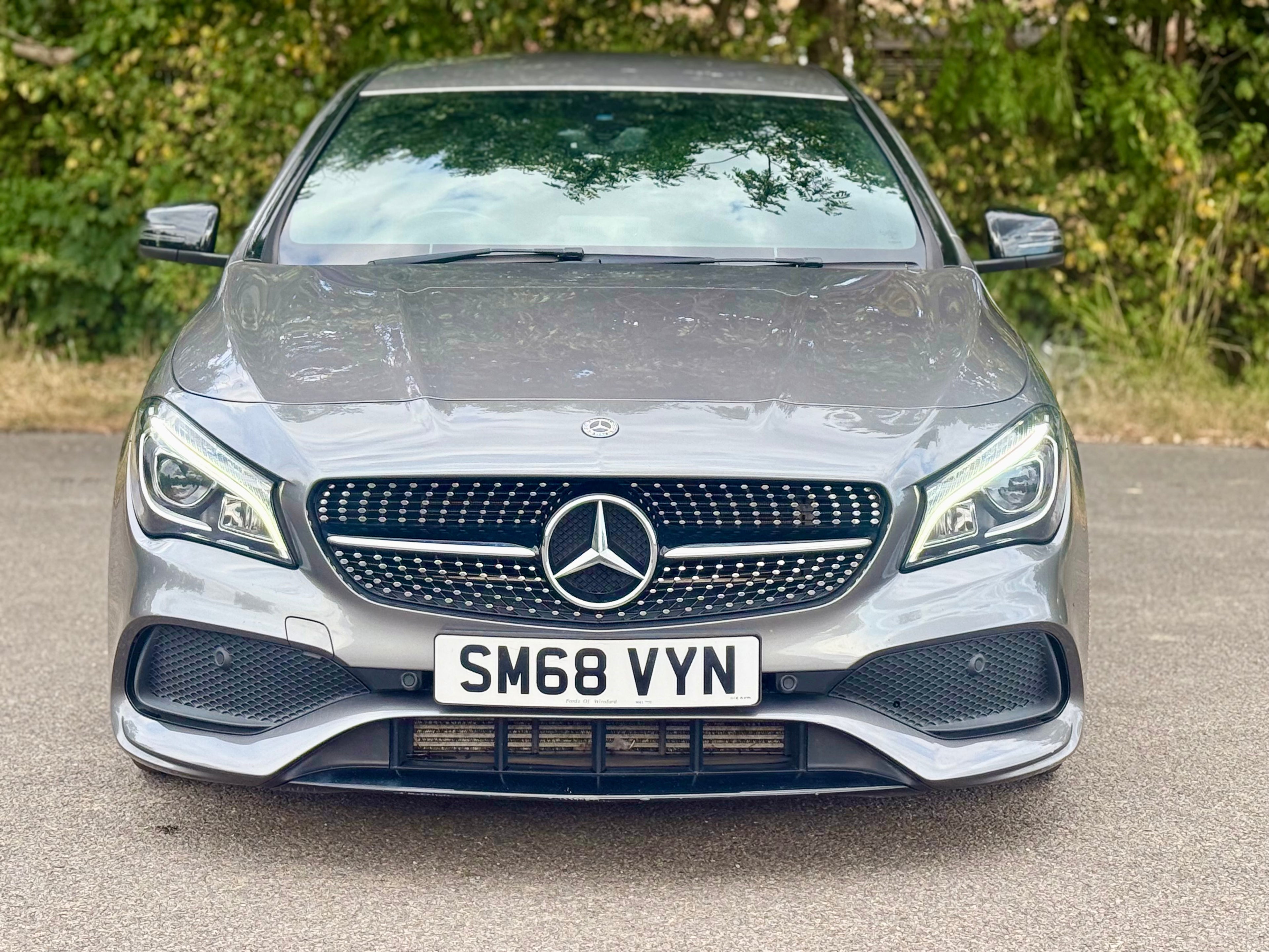 Mercedes-Benz CLA 200