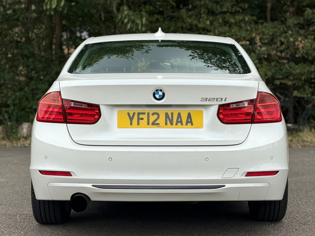 BMW 318I