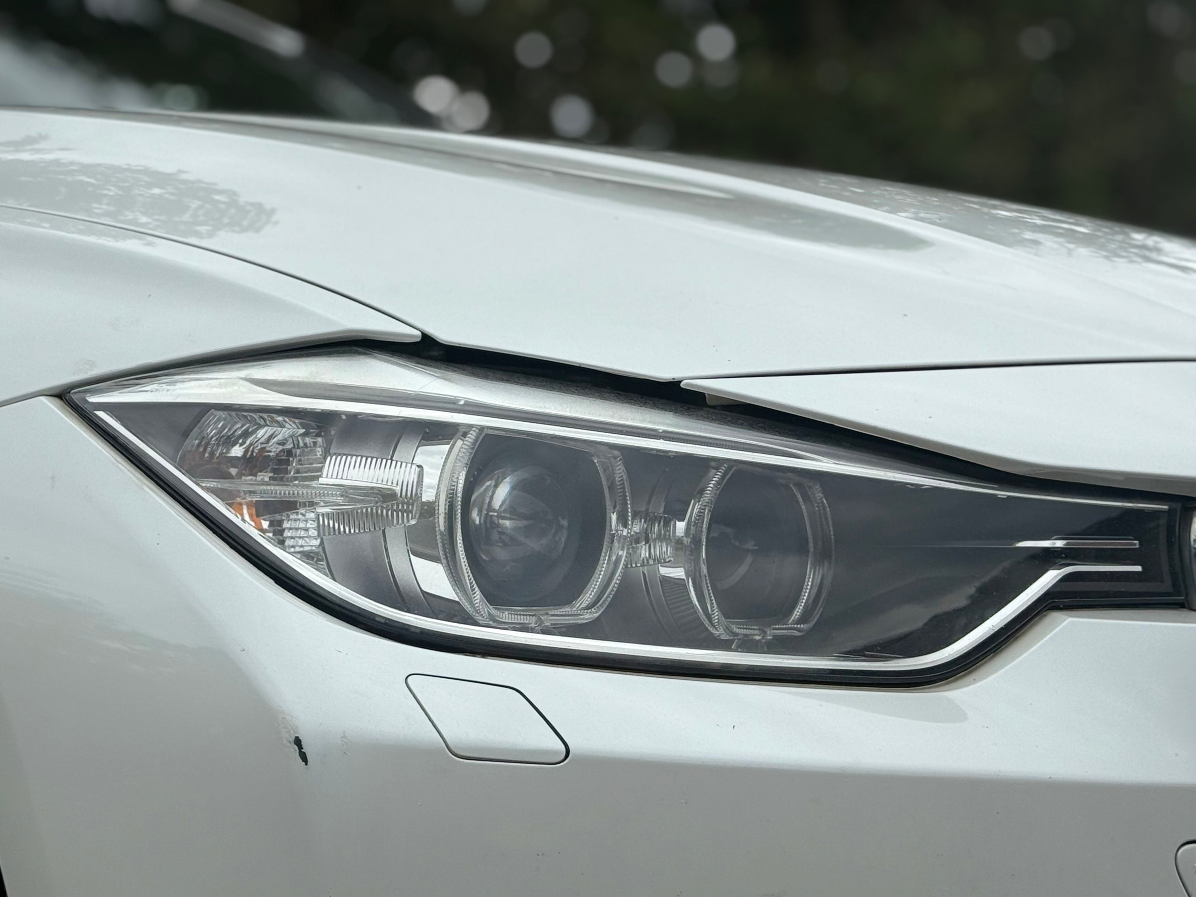BMW 318I