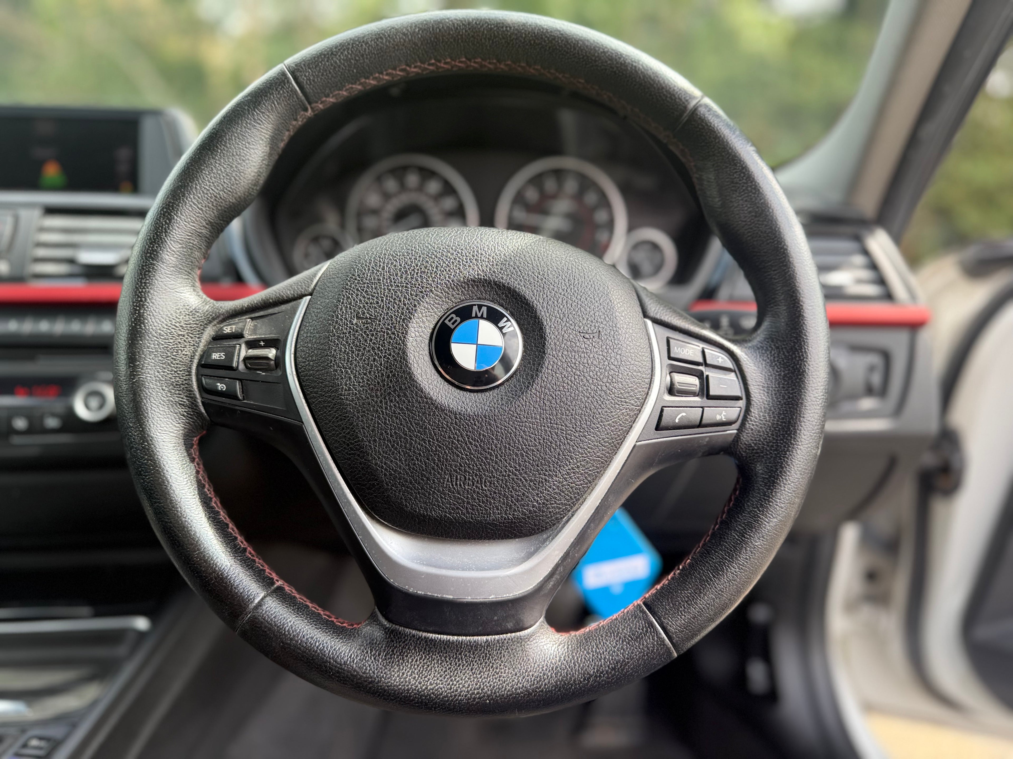 BMW 318I