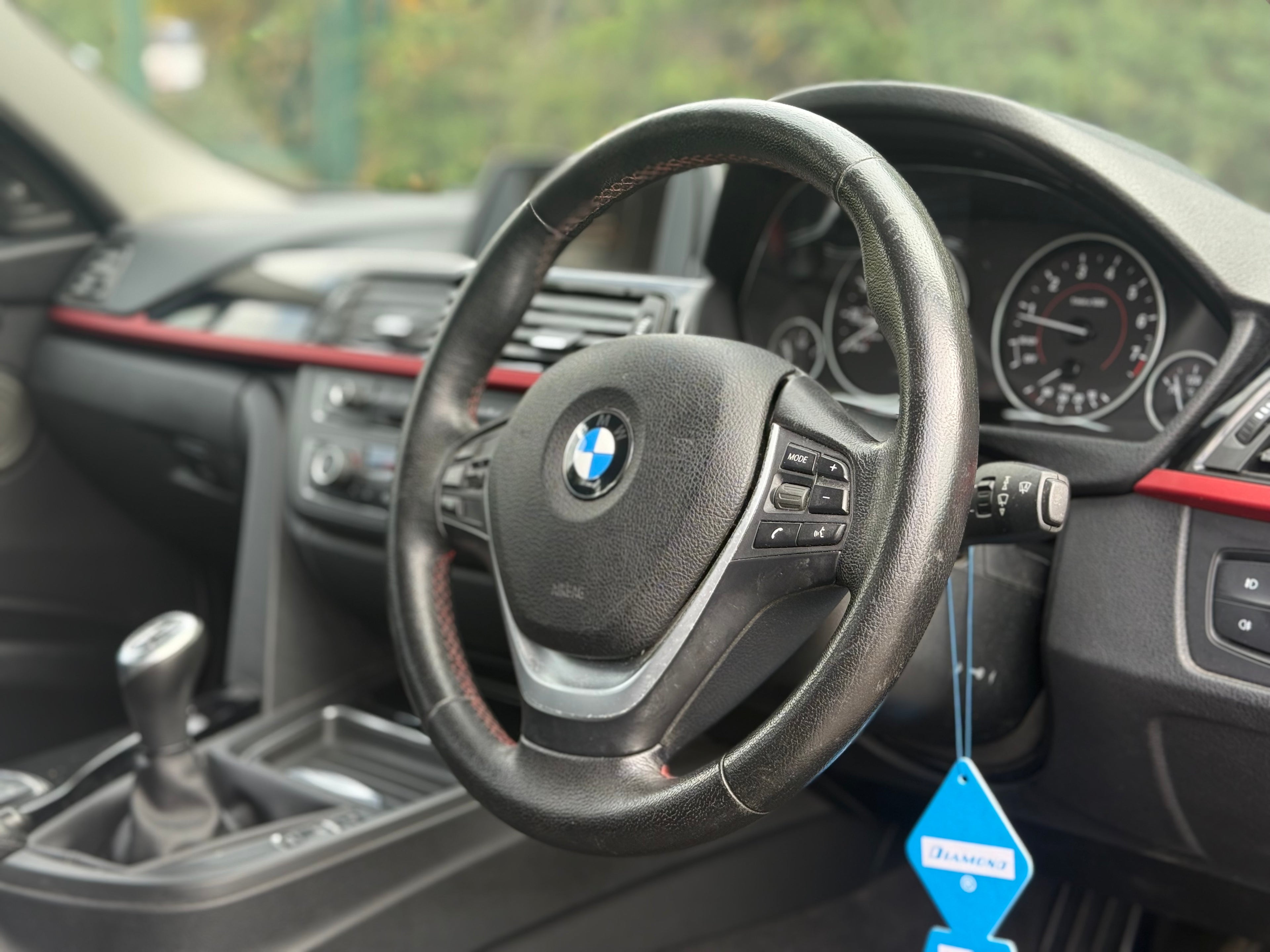 BMW 318I
