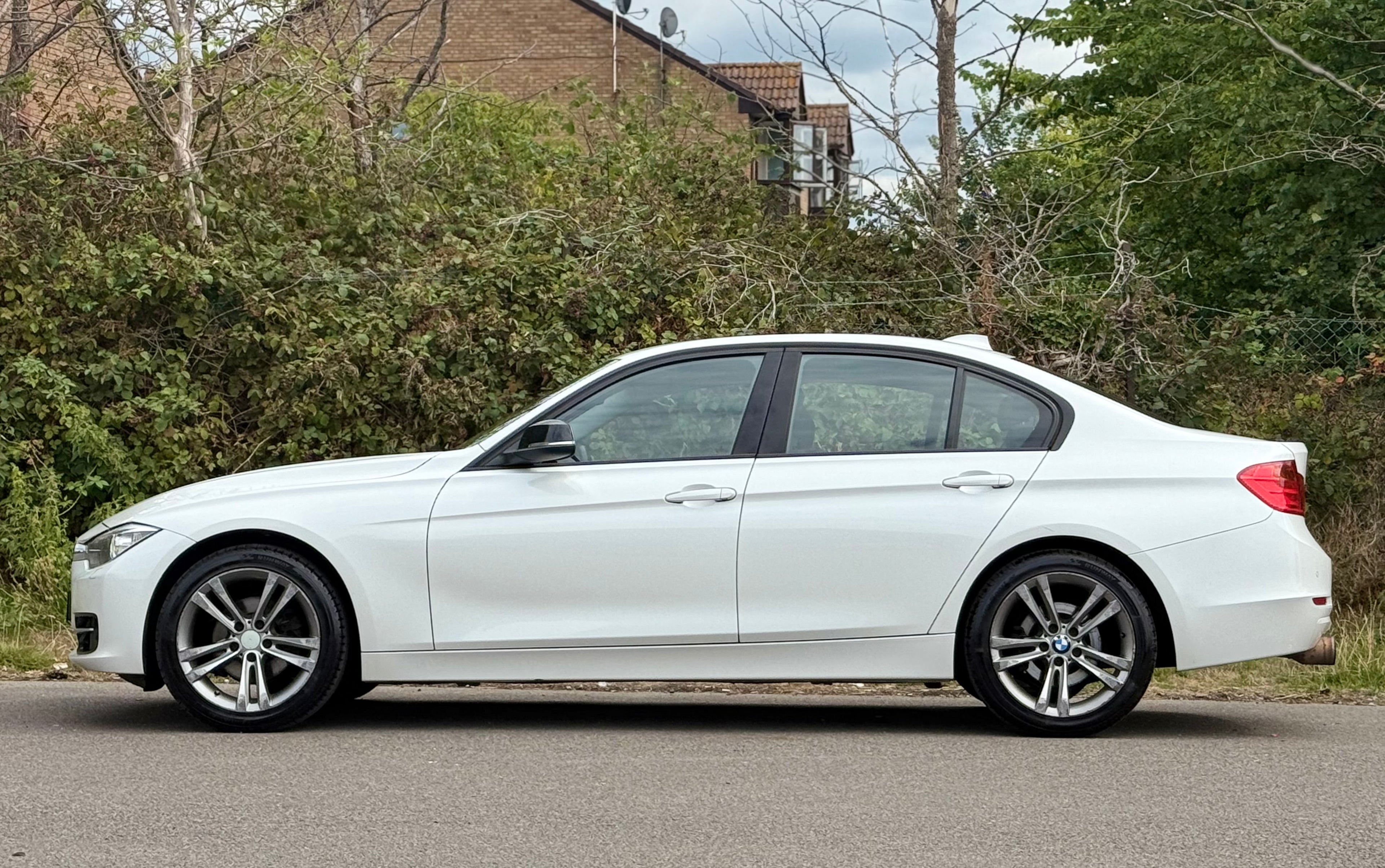 BMW 318I